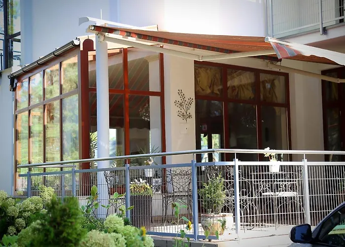 Reza Alojamento de Acomodação e Pequeno-almoço Pobierowo